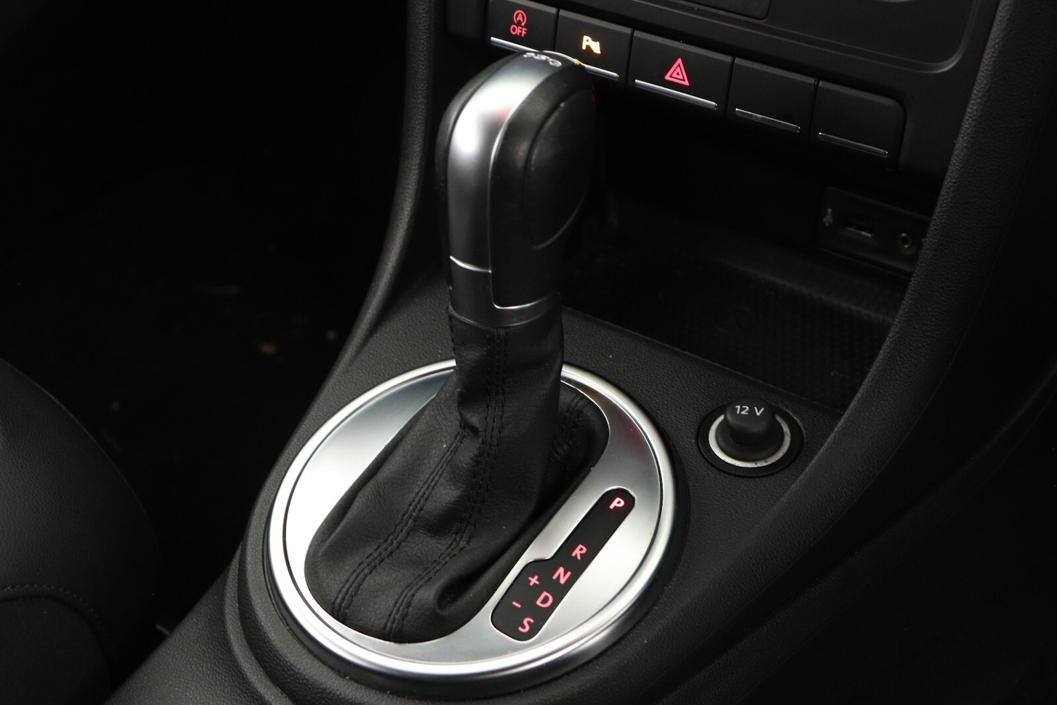 Used Volkswagen Beetle 2015 for sale - 76881701: Photo 21