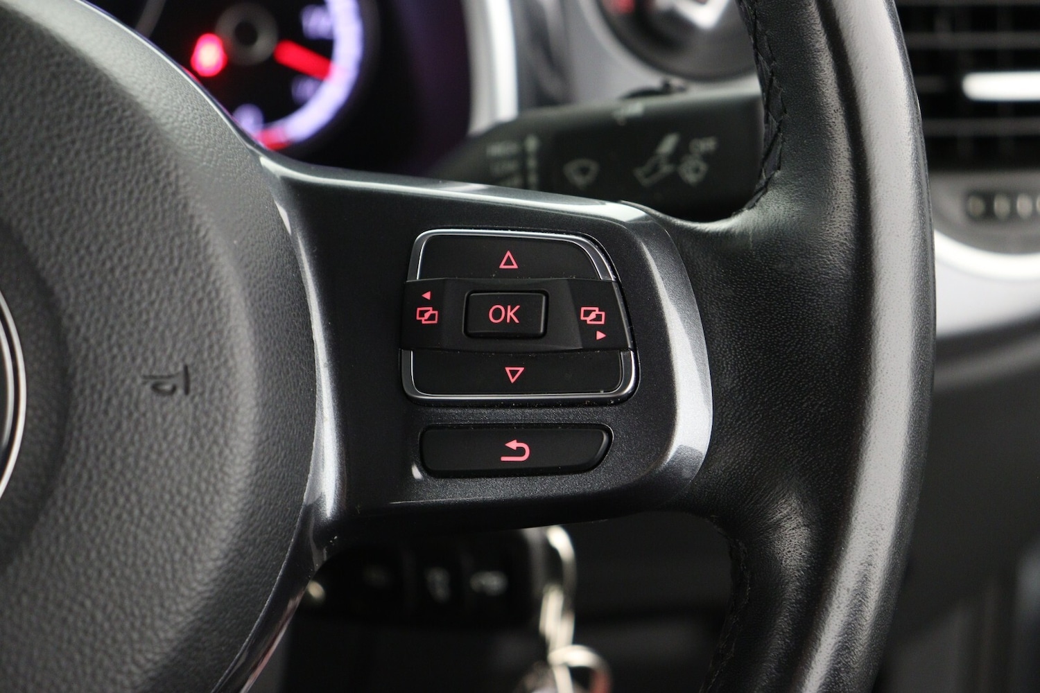 Used Volkswagen Beetle 2015 for sale - 76881701: Photo 23