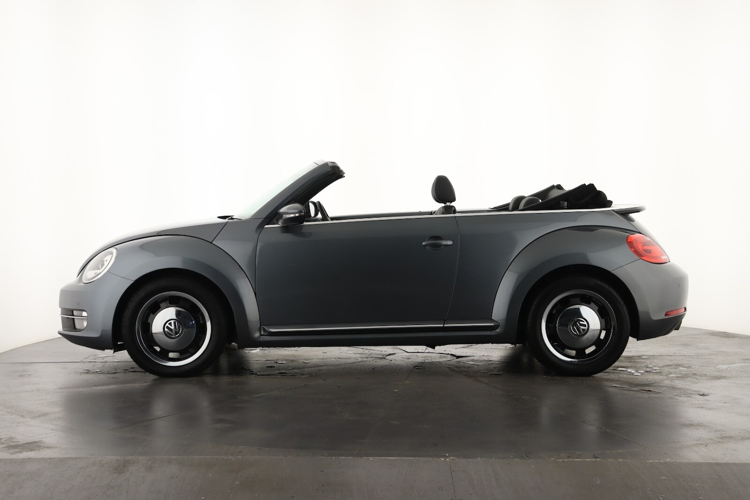 Used Volkswagen Beetle 2015 for sale - 76881701: Photo 7