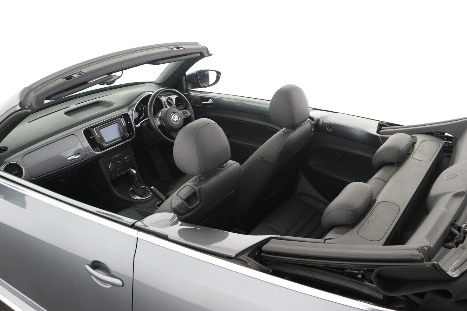 Used Volkswagen Beetle 2015 for sale - 76881701: Photo 9