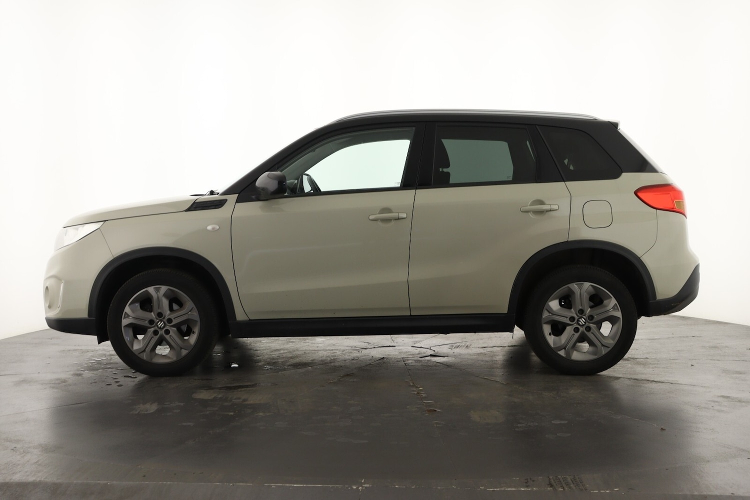 Used Suzuki Vitara 2017 for sale - 76870735: Photo 7