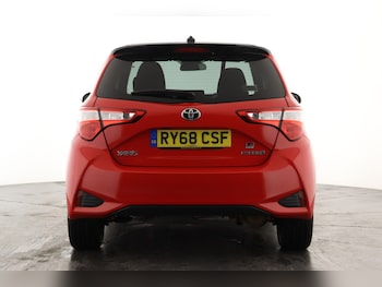 Used Toyota Yaris 2019 for sale - 76458945: Photo