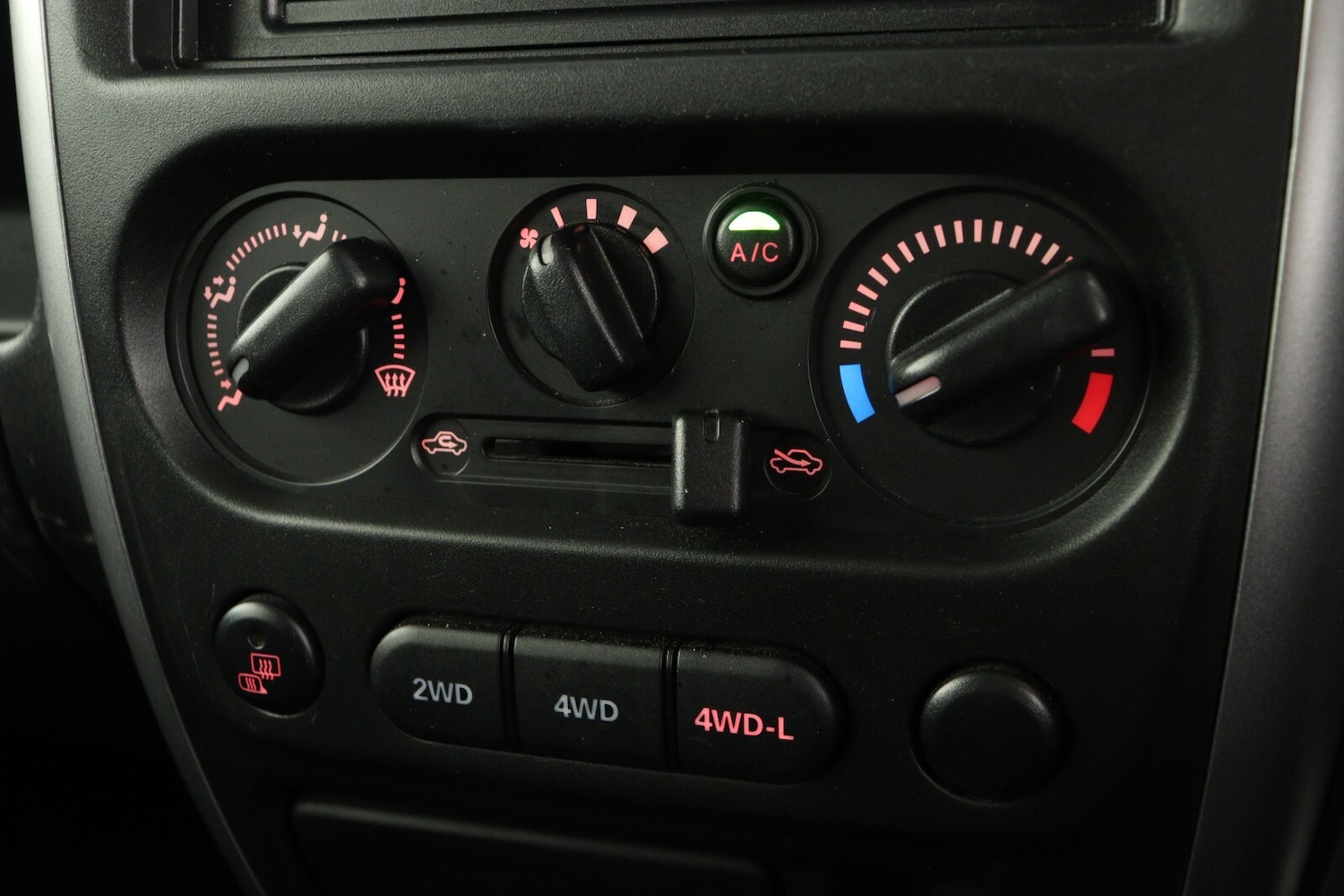 Used Suzuki Jimny 2017 for sale - 76452073: Photo 16