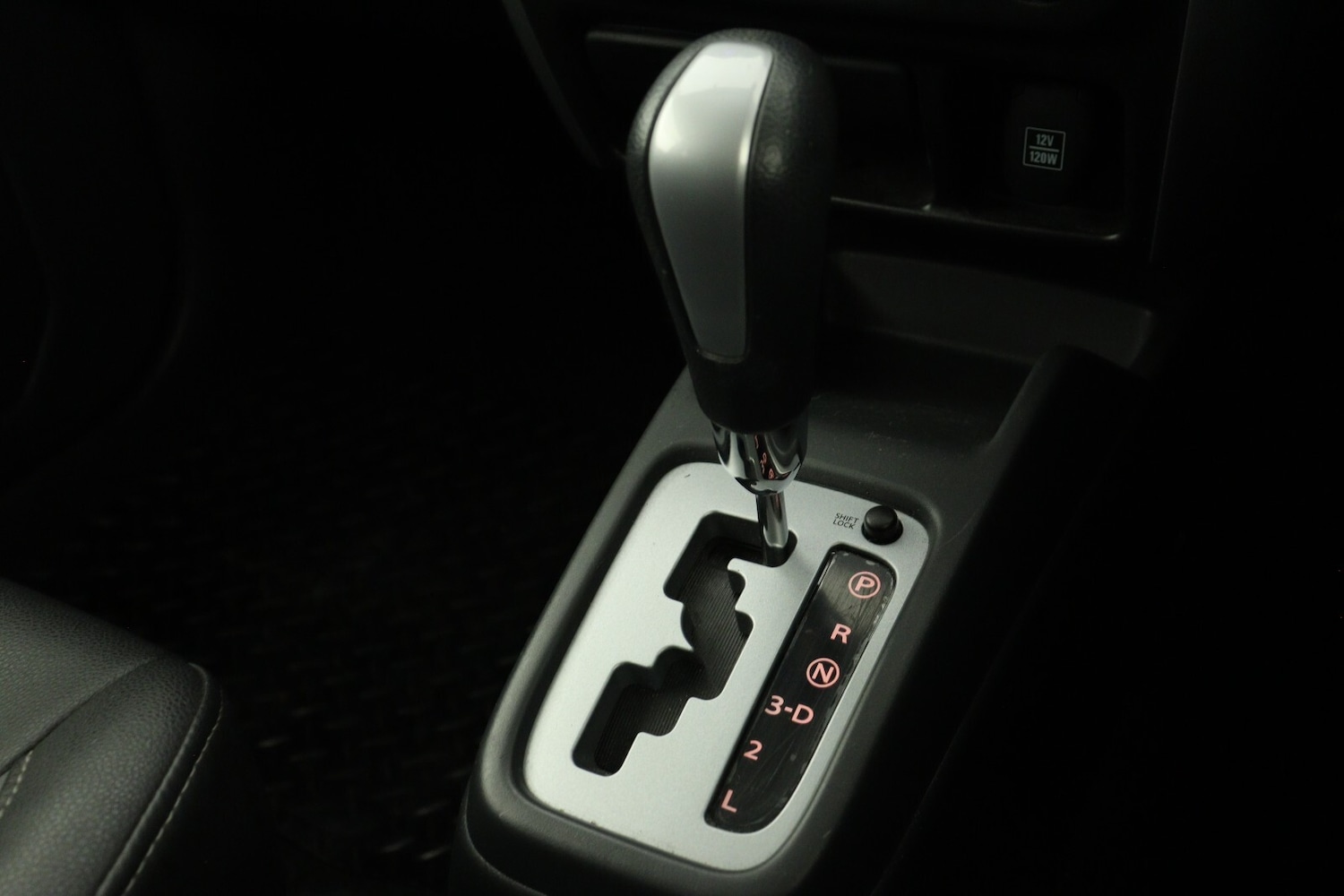 Used Suzuki Jimny 2017 for sale - 76452073: Photo 17