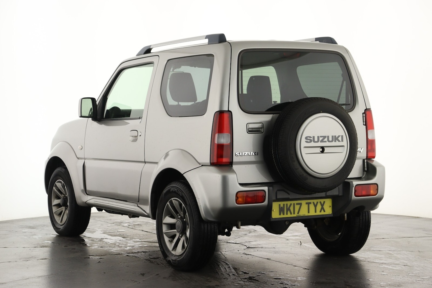 Used Suzuki Jimny 2017 for sale - 76452073: Photo 8
