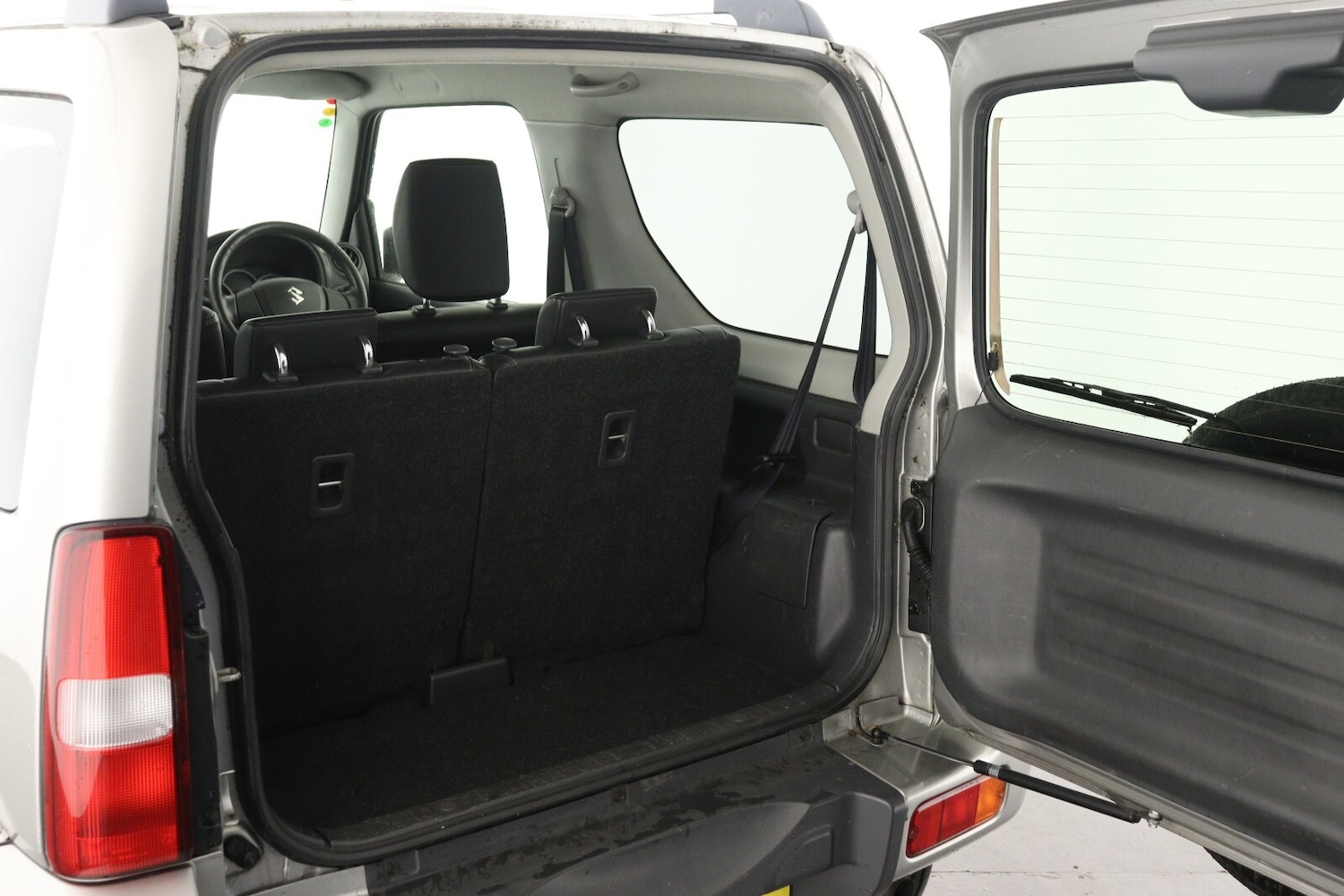 Used Suzuki Jimny 2017 for sale - 76452073: Photo 9