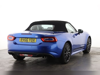 Used Fiat 124 Spider 2016 for sale - 76390200: Photo
