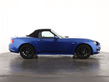 Used Fiat 124 Spider 2016 for sale - 76390200: Photo