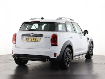 Used MINI Countryman 2019 for sale - 76872382: Photo