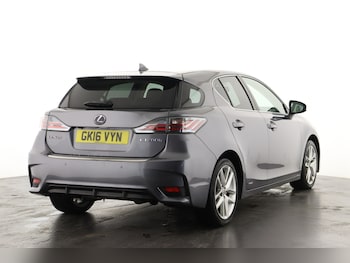 Used Lexus CT 2016 for sale - 76390175: Photo