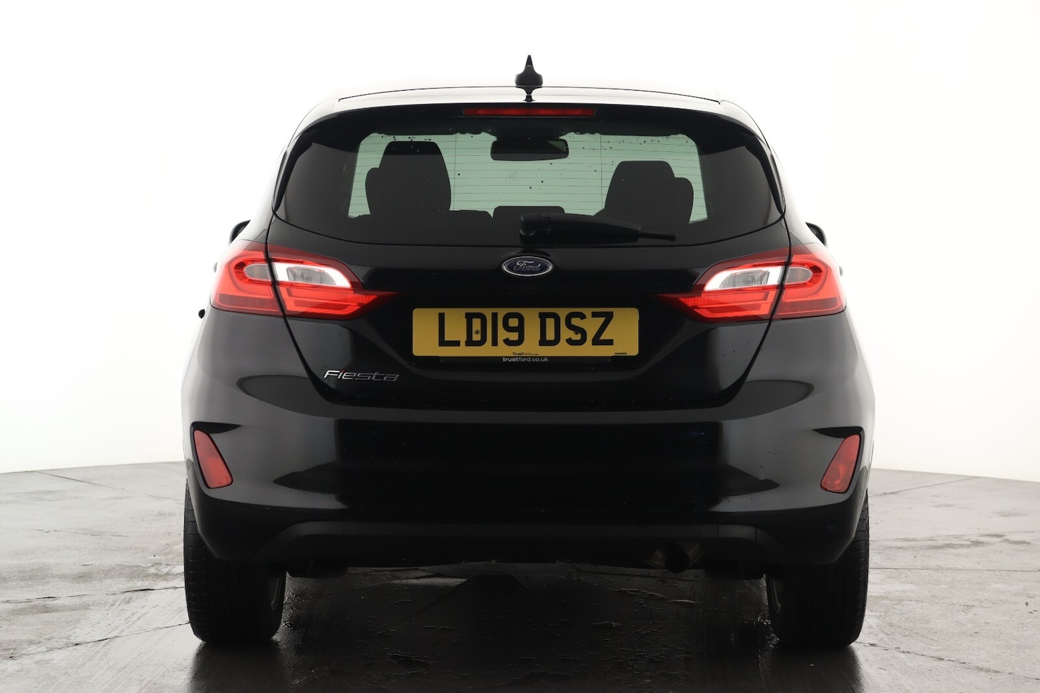 Used Ford Fiesta 2019 for sale - 76154699: Photo 2