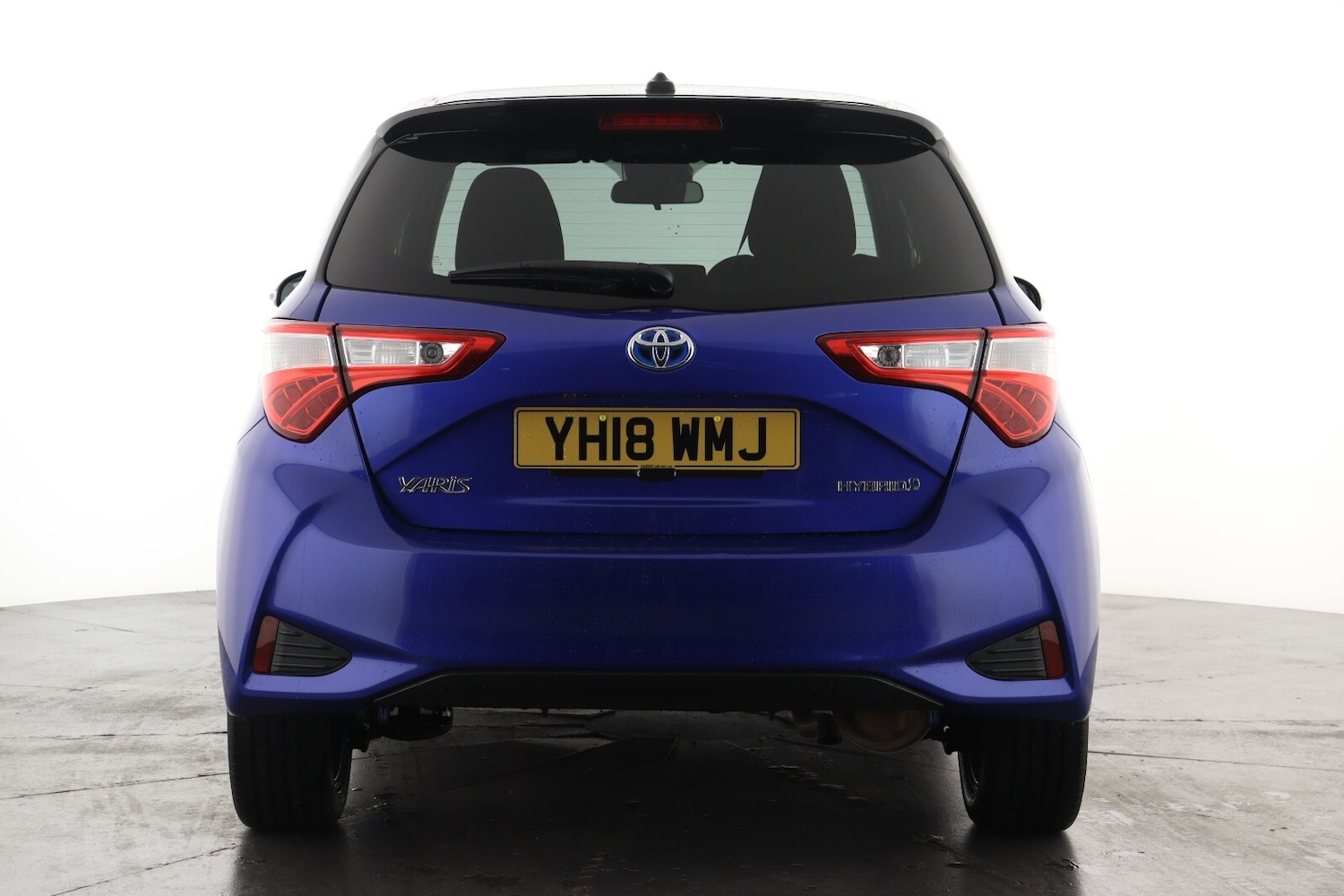 Used Toyota Yaris 2018 for sale - 76971239: Photo 2