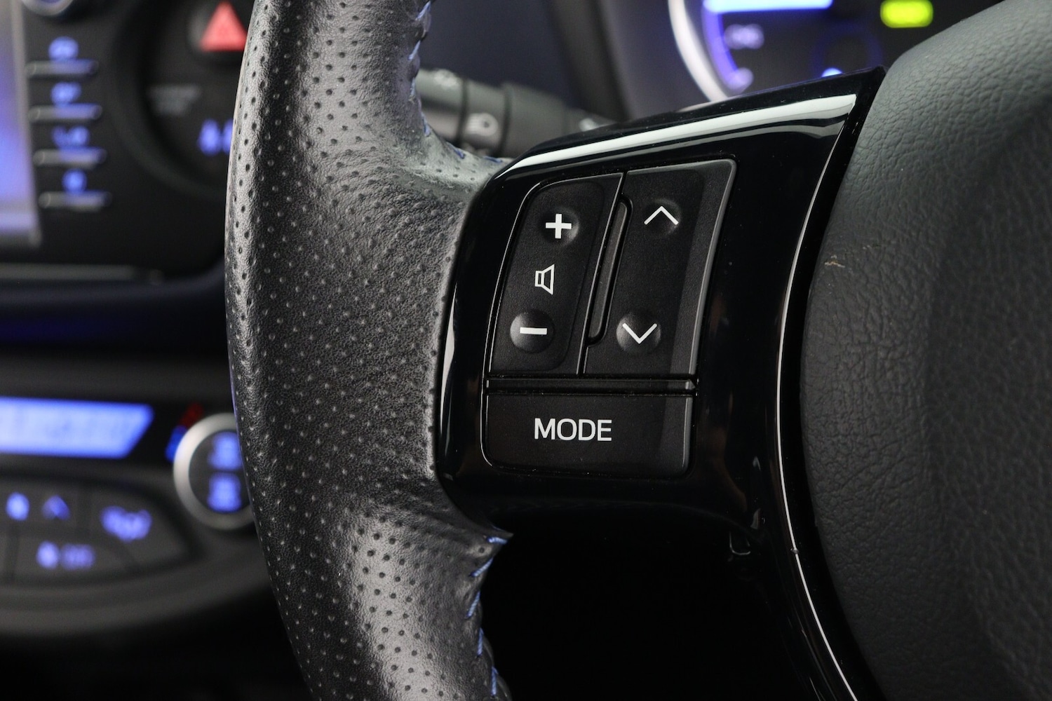 Used Toyota Yaris 2018 for sale - 76971239: Photo 21