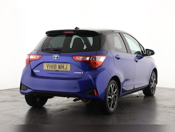 Used Toyota Yaris 2018 for sale - 76971239: Photo