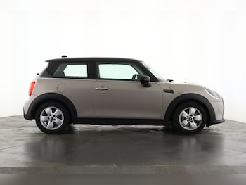 Used MINI Hatch 2022 for sale - 75629623: Photo