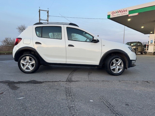Used Dacia Sandero Stepway 2016 for sale - 77960132: Photo 6