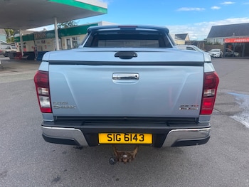 Used Isuzu D-Max 2017 for sale - 79610753: Photo