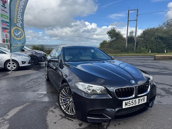 2016 (M) - M5 4dr DCT