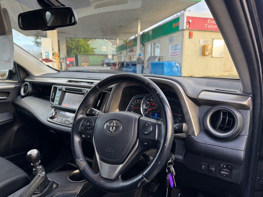 Used Toyota RAV4 2013 for sale - 77660706: Photo 7