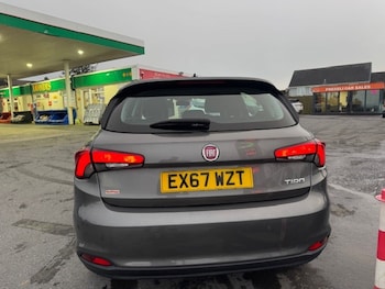 Used Fiat Tipo 2017 for sale - 76501615: Photo