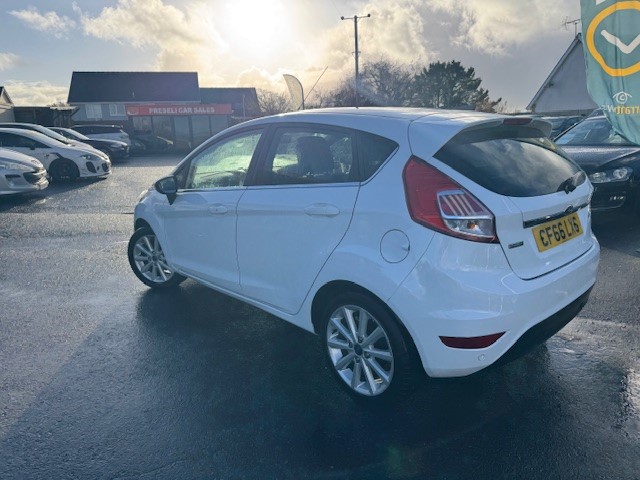 Used Ford Fiesta 2016 for sale - 76825686: Photo 2