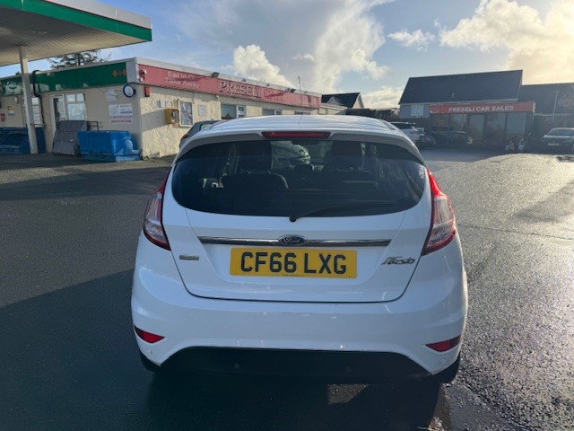 Used Ford Fiesta 2016 for sale - 76825686: Photo 6