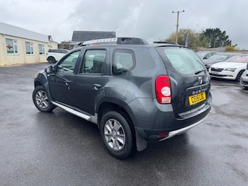 Used Dacia Duster 2015 for sale - 78172869: Photo