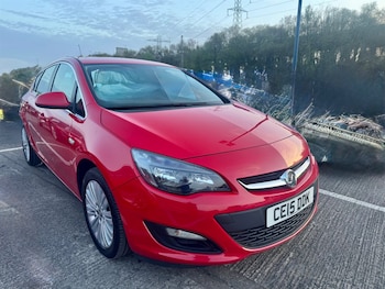 Used Vauxhall Astra 2015 for sale - 78172882: Photo