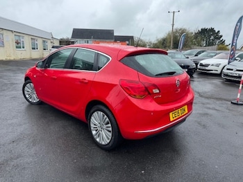 Used Vauxhall Astra 2015 for sale - 78172882: Photo