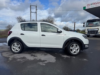 Used Dacia Sandero 2013 for sale - 77971958: Photo