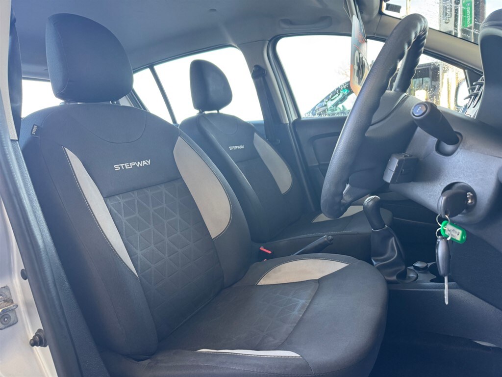 Used Dacia Sandero 2016 for sale - 77281368: Photo 15