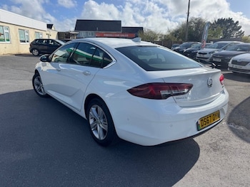 Used Vauxhall Insignia 2017 for sale - 78263953: Photo