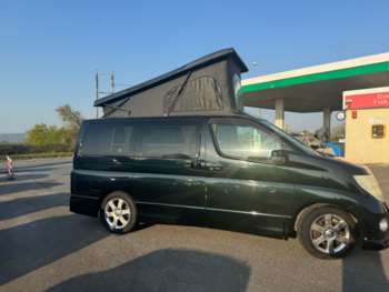 Used Nissan Elgrand 2010 for sale - 74420540: Photo