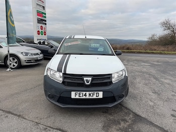 Used Dacia Sandero 2014 for sale - 77082864: Photo