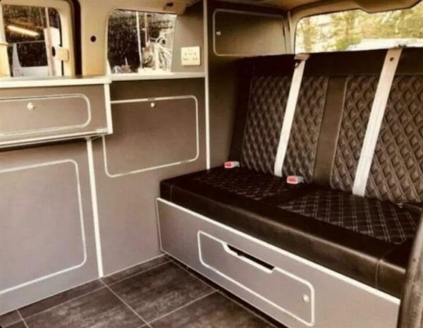 Used Nissan Elgrand 2021 for sale - 76035914: Photo 19