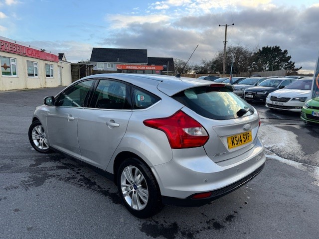 Used Ford Focus 2014 for sale - 77785230: Photo 2