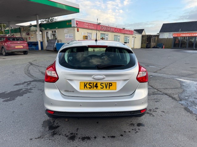 Used Ford Focus 2014 for sale - 77785230: Photo 4