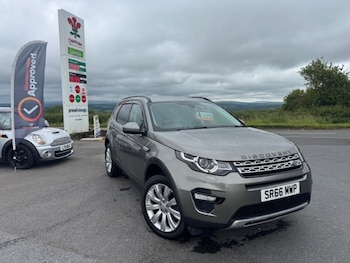 Used Land Rover Discovery Sport 2016 for sale - 78953878: Photo