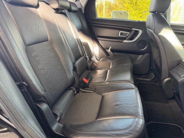 Used Land Rover Discovery Sport 2017 for sale - 76318790: Photo 13