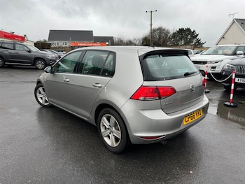 Used Volkswagen Golf 2017 for sale - 76035932: Photo