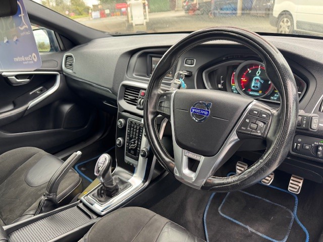 Used Volvo V40 2014 for sale - 76035911: Photo 9