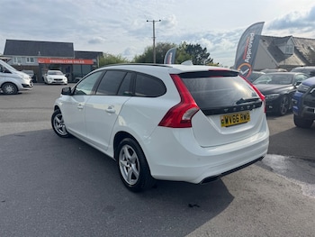 Used Volvo V60 2016 for sale - 78523860: Photo