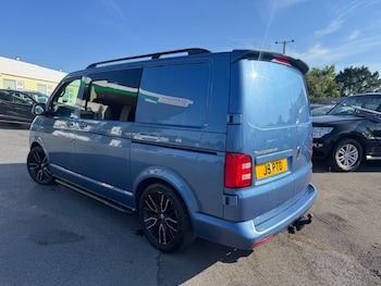 Used Volkswagen Transporter 2018 for sale - 79171034: Photo