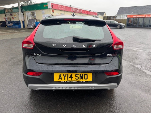 Used Volvo V40 2014 for sale - 77778834: Photo 5