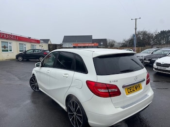 Used Mercedes-Benz B Class 2012 for sale - 77600714: Photo