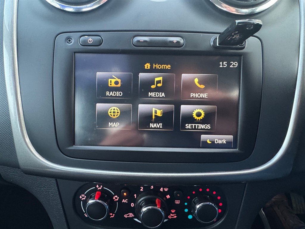 Used Dacia Sandero 2015 for sale - 76889056: Photo 18