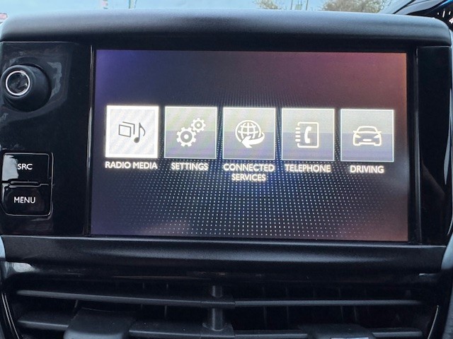 Used Peugeot 2008 2016 for sale - 76351092: Photo 11