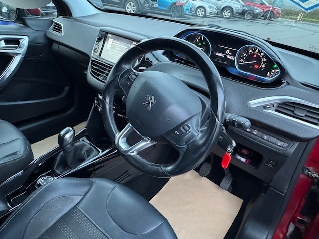 Used Peugeot 2008 2016 for sale - 76351092: Photo 15