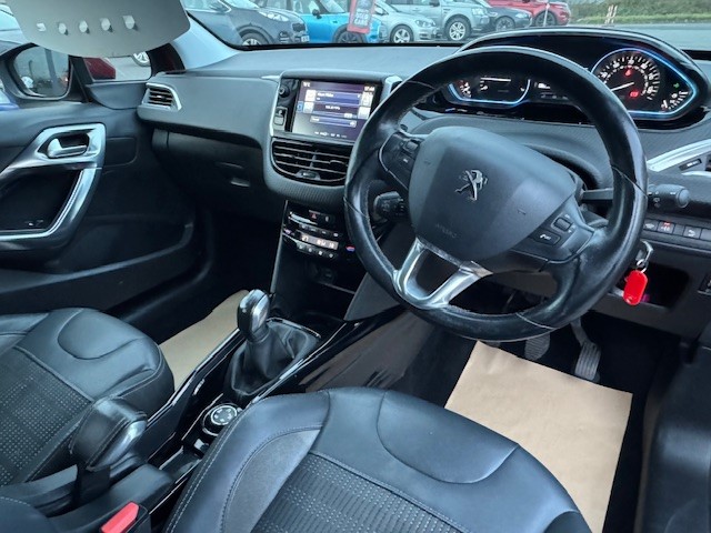 Used Peugeot 2008 2016 for sale - 76351092: Photo 21