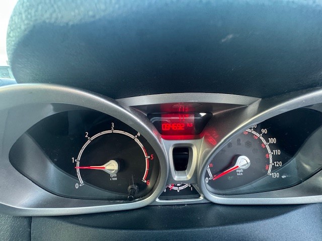 Used Ford Fiesta 2011 for sale - 76825694: Photo 11